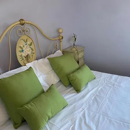 בית נופש Casale Neocastrum